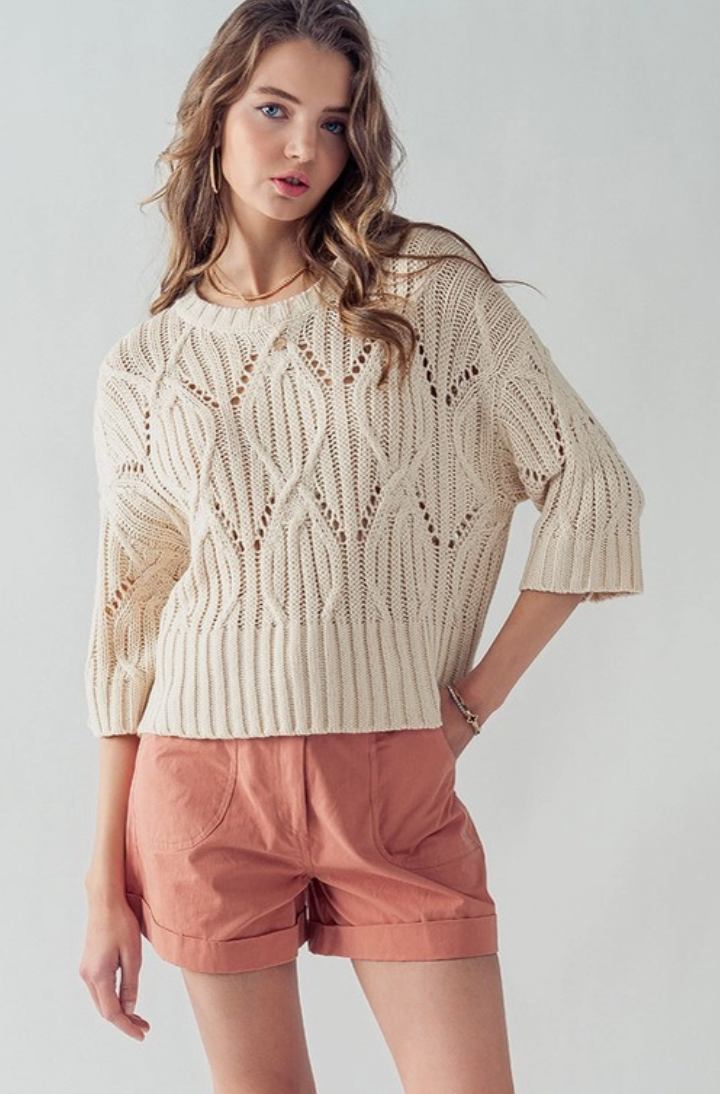 Cream Knit Sweater/Short Sleeve