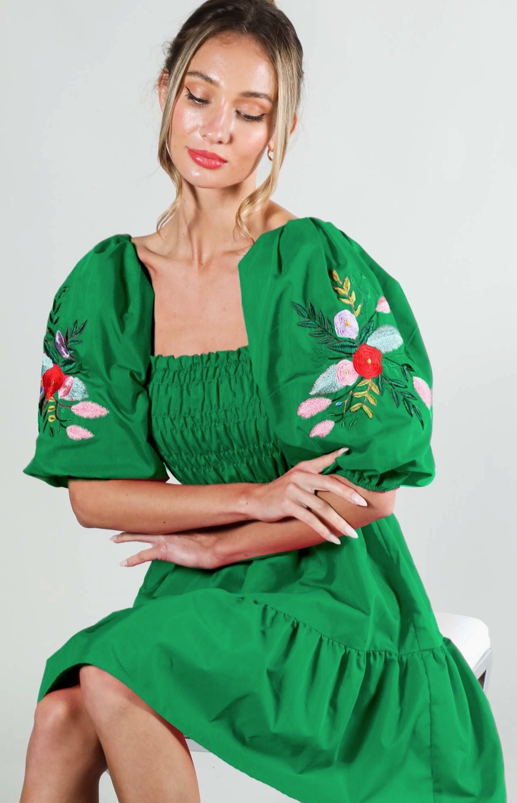 Green Embroidery Sleeve Dress