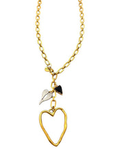 Load image into Gallery viewer, Heart Throb Necklace