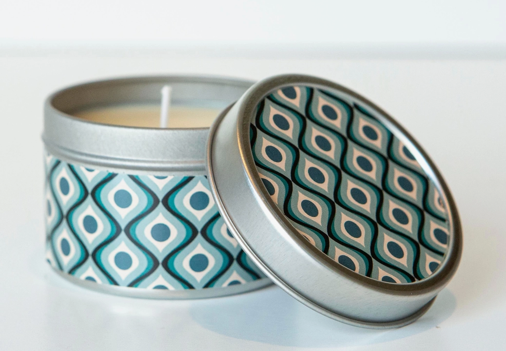 Circle in Waves Candle